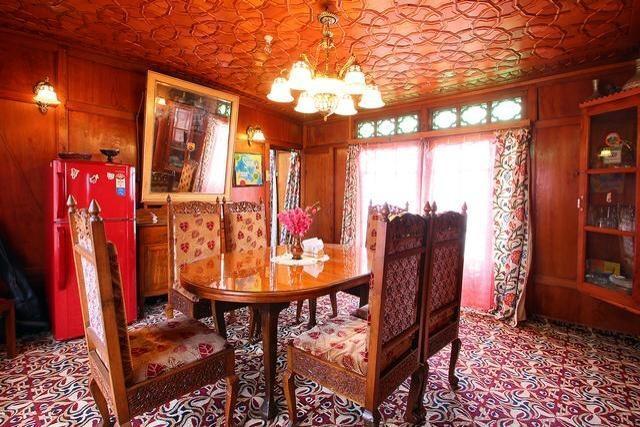 Srīnagar Houseboat Lily Of Nageen מראה חיצוני תמונה