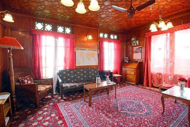 Srīnagar Houseboat Lily Of Nageen מראה חיצוני תמונה