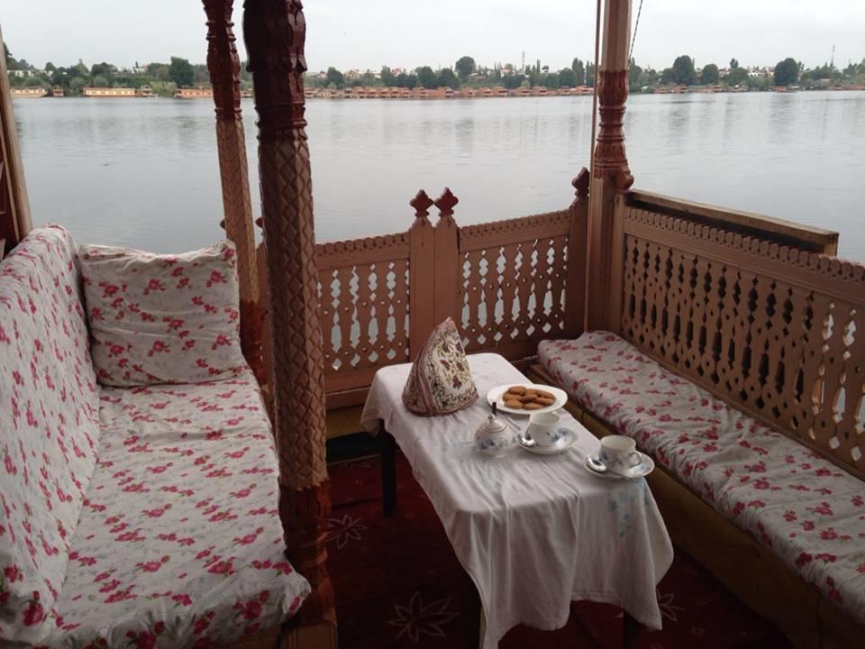 Srīnagar Houseboat Lily Of Nageen מראה חיצוני תמונה