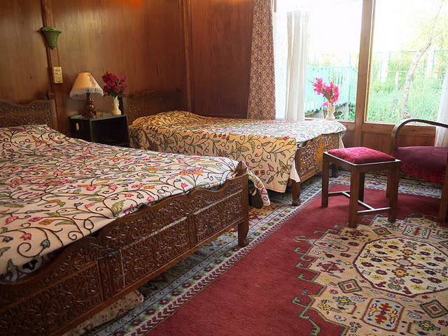 Srīnagar Houseboat Lily Of Nageen מראה חיצוני תמונה
