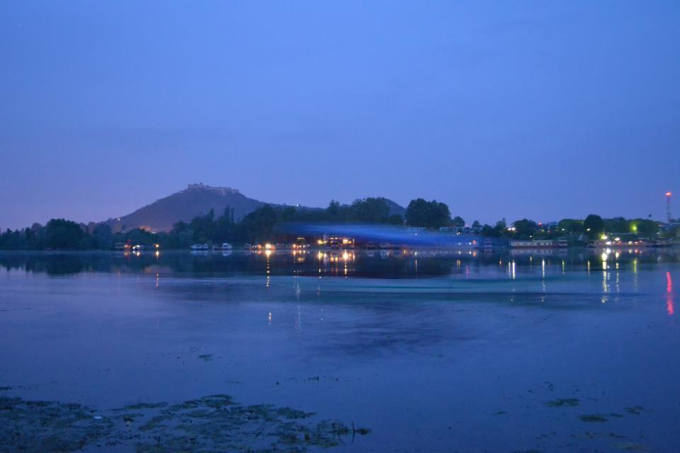 Srīnagar Houseboat Lily Of Nageen מראה חיצוני תמונה